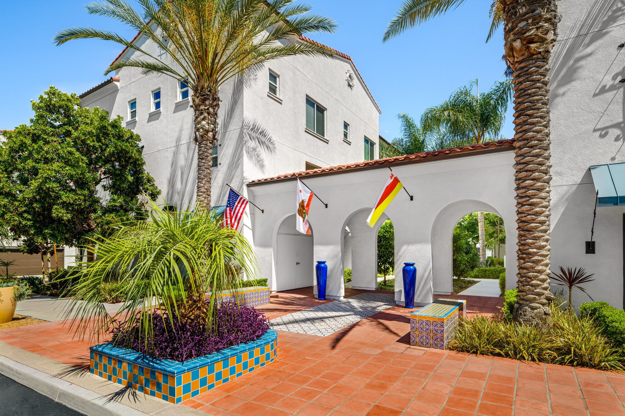 santa-barbara-at-chino-hills-chino-hills-ca-building-photo (2)